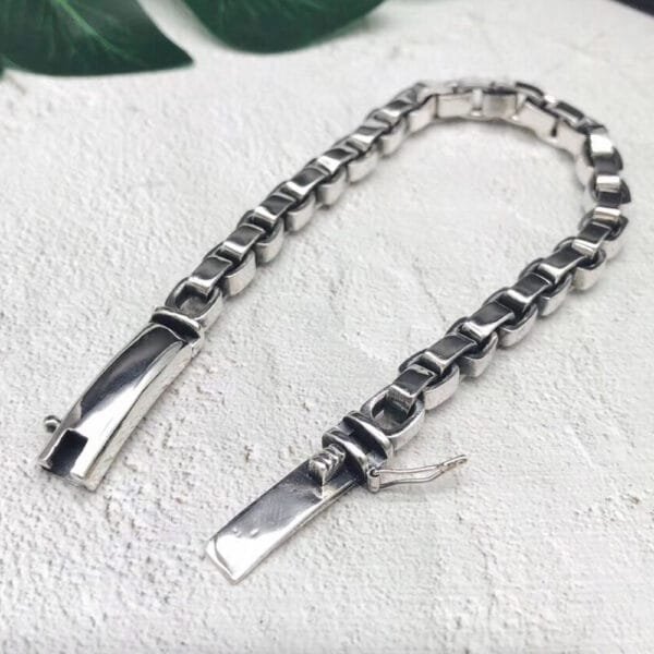 Men's Sterling Silver Box Chain Bracelet - Image 2