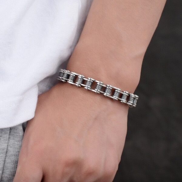 Men's Sterling Silver Ivy Bike Chain Bracelet - Image 8