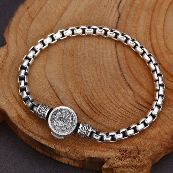 Men's Sterling Silver Lion Clasp Box Chain Bracelet - Image 4