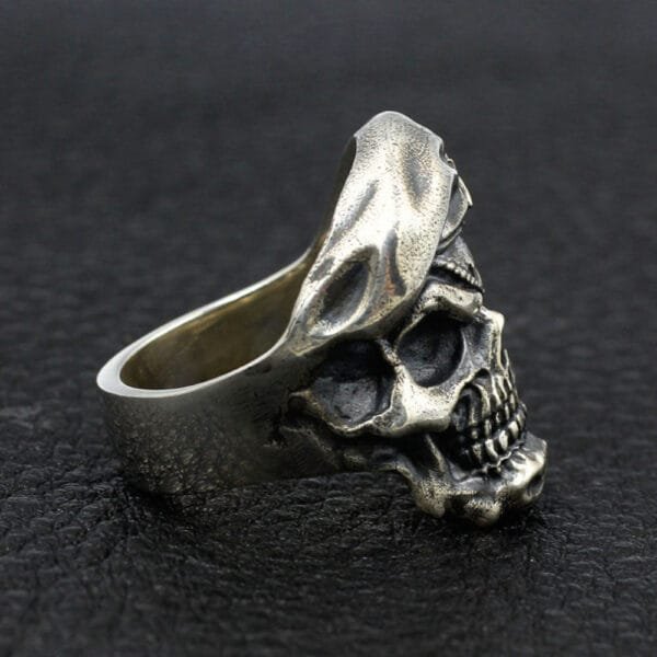 Men's Sterling Silver One-eyed Skull Ring - Image 4
