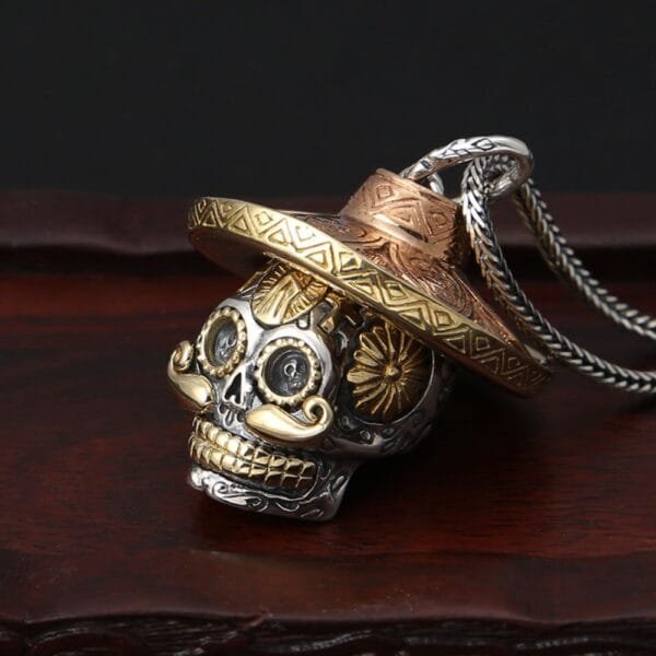 Men's Sterling Silver Sombrero Skull Necklace - Image 2