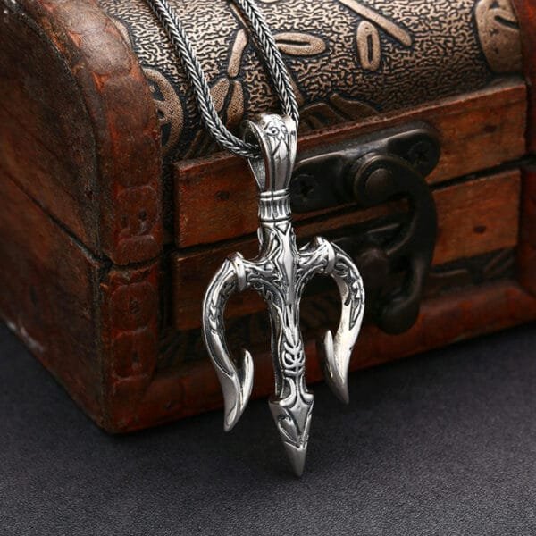 Men's Sterling Silver Trident Pendant Necklace - Image 3