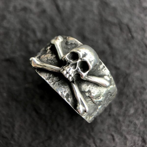 Men's Fine Silver Skull and Crossbones Ring - Image 7