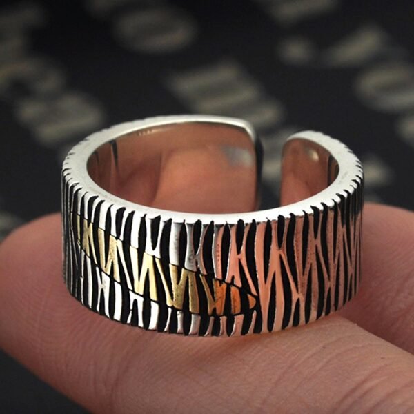 Men's Sterling Silver Bark Pattern Ring - Image 5