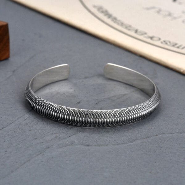 Men's Sterling Silver Crocodile Pattern Cuff Bracelet - Image 3