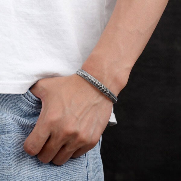 Men's Sterling Silver Crocodile Pattern Cuff Bracelet - Image 5