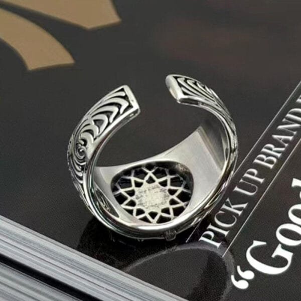 Men's Sterling Silver Dreamcatcher Ring - Image 4