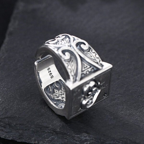 Men's Sterling Silver Heart Poker Ring - Image 6