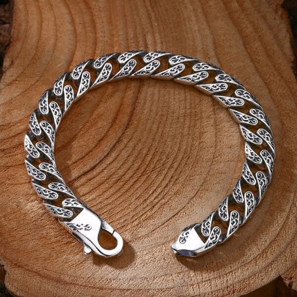 Men's Sterling Silver Ivy Engraved Cuban Chain Bracelet - Image 3
