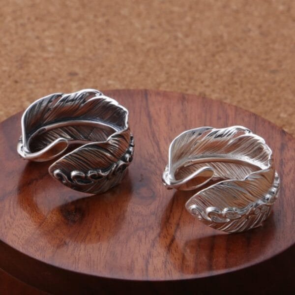Men's Sterling Silver Ivy Feather Wrap Ring - Image 2