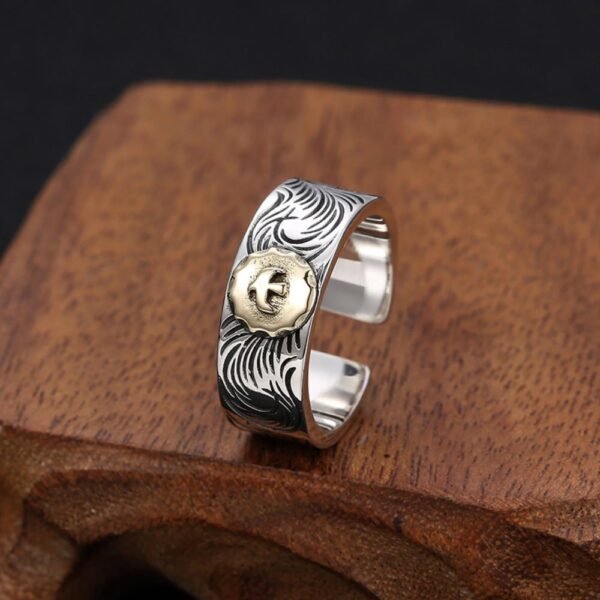 Men's Sterling Silver Ivy Pattern Eagle Ring - Image 3