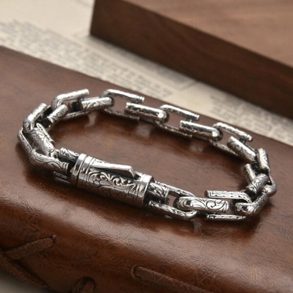 Men's Sterling Silver Ivy Pattern Link Chain Bracelet - Image 3