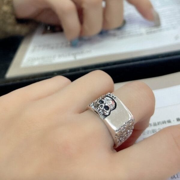 Men's Sterling Silver Skull Signet Ring - Image 4