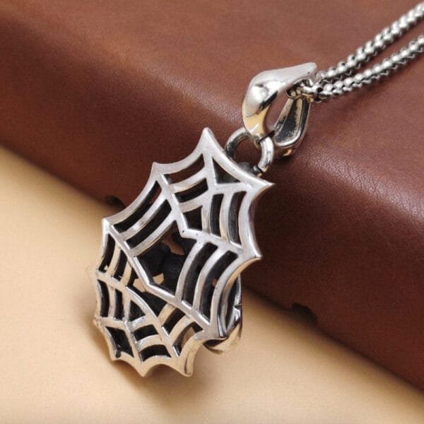 Men's Sterling Silver Skull and crossbones Necklace - Image 3