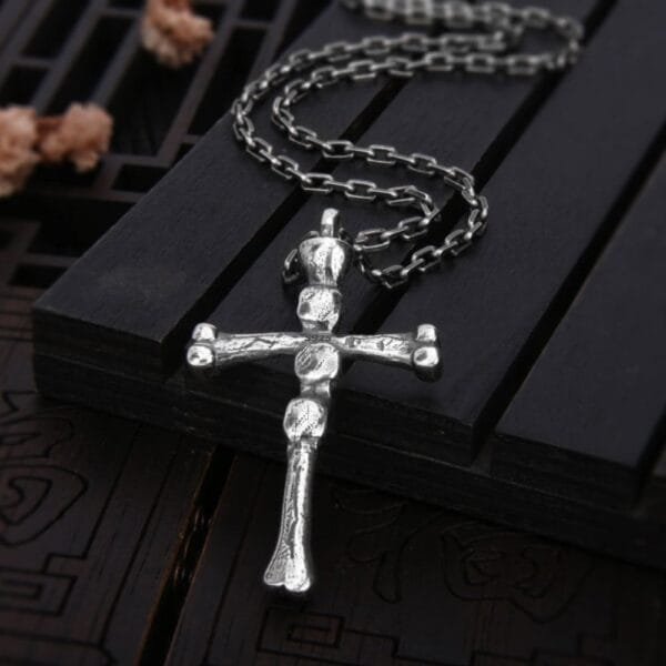 Men's Sterling Silver Skulls Cross Necklace - Image 4