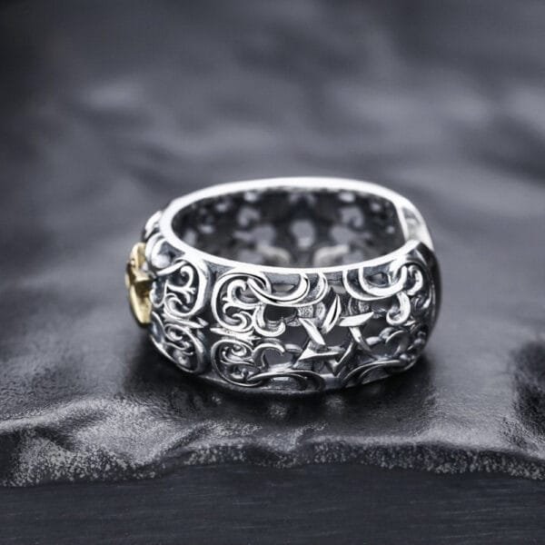 Men's Sterling Silver Star of David Ivy Pattern Ring - Image 3