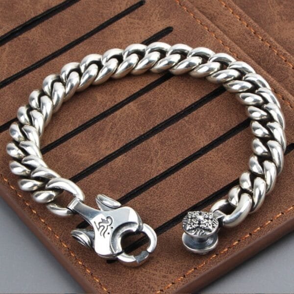 Men's Sterling Silver Vajra Clasp Cuban Chain Bracelet - Image 4