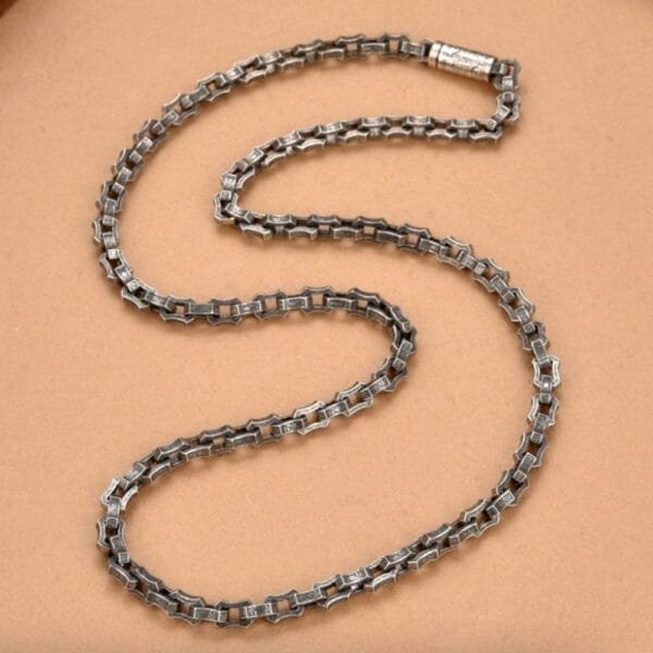 Sterling Silver Ivy Link Chain for Men - Image 2