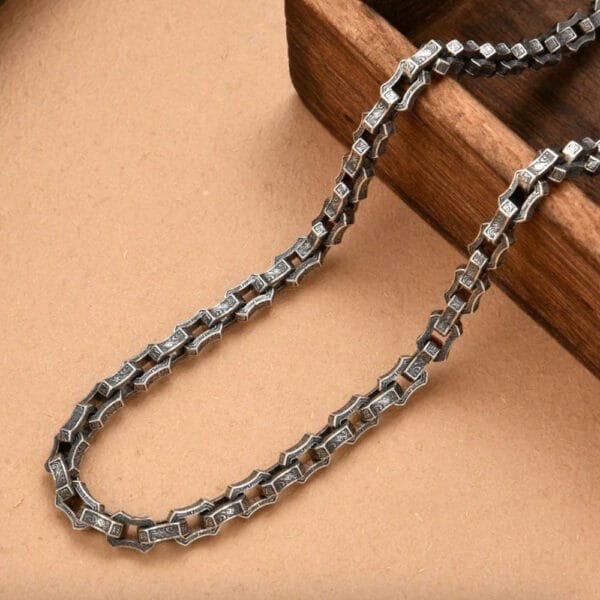Sterling Silver Ivy Link Chain for Men - Image 3