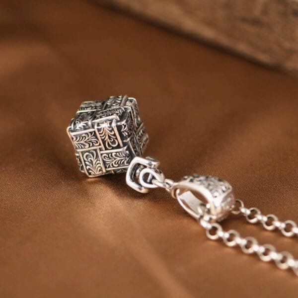 Sterling Silver Ivy Pattern Cube Pendant Necklace - Image 2