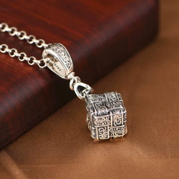Sterling Silver Ivy Pattern Cube Pendant Necklace - Image 4