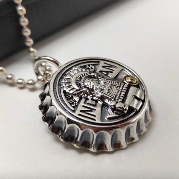 Sterling Silver Indian Chief Bottle Cap Necklace - Image 3