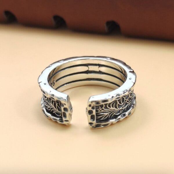 Sterling Silver Ivy Pattern Wrap Ring - Image 3