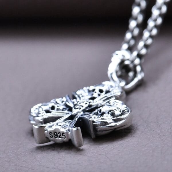 Men's Sterling Silver Poker Skulls Pendant Necklace - Image 5