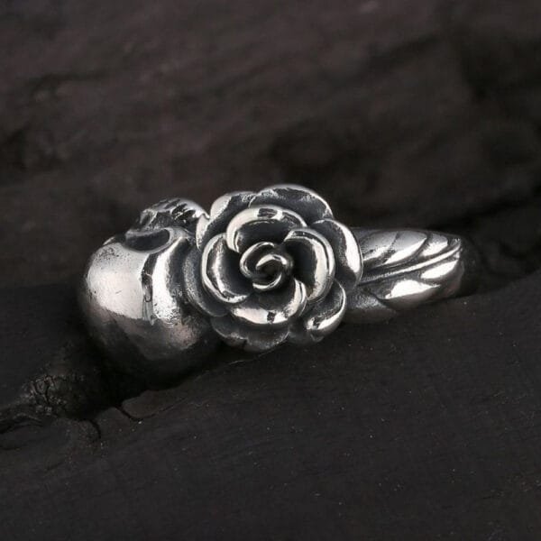 Sterling Silver Rose and Skull Ring - Image 2
