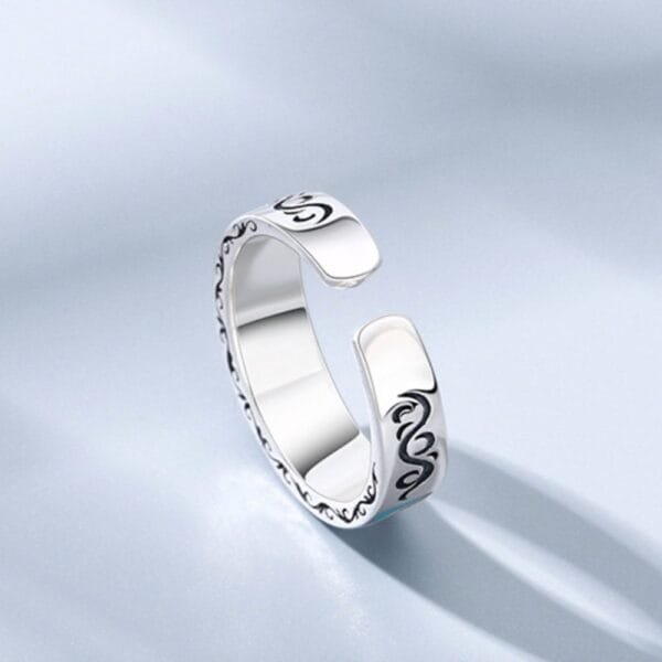 Sterling Silver Triangle Pattern Pinky Ring - Image 5
