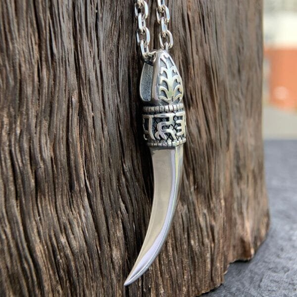 Men's Sterling Silver Wolf Tooth Pendant Necklace - Image 3