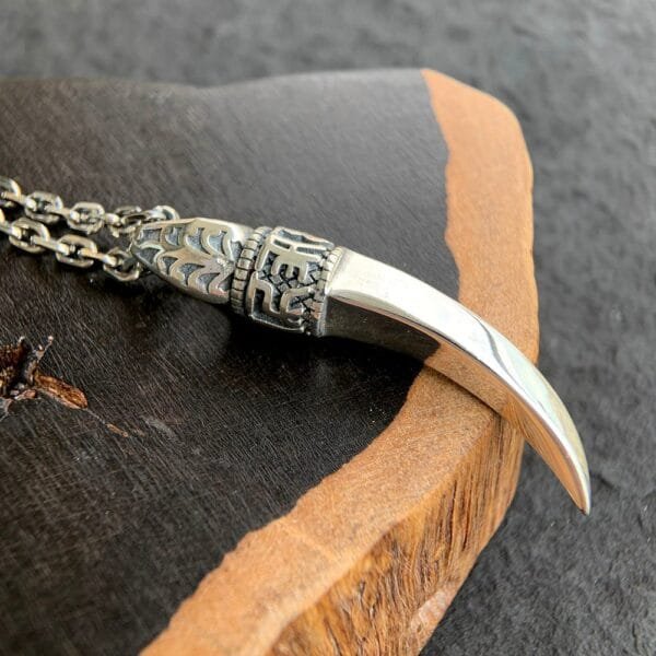 Men's Sterling Silver Wolf Tooth Pendant Necklace - Image 4